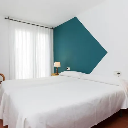 Nomad Haux In The Heart Of Tossa 4 Apartment *